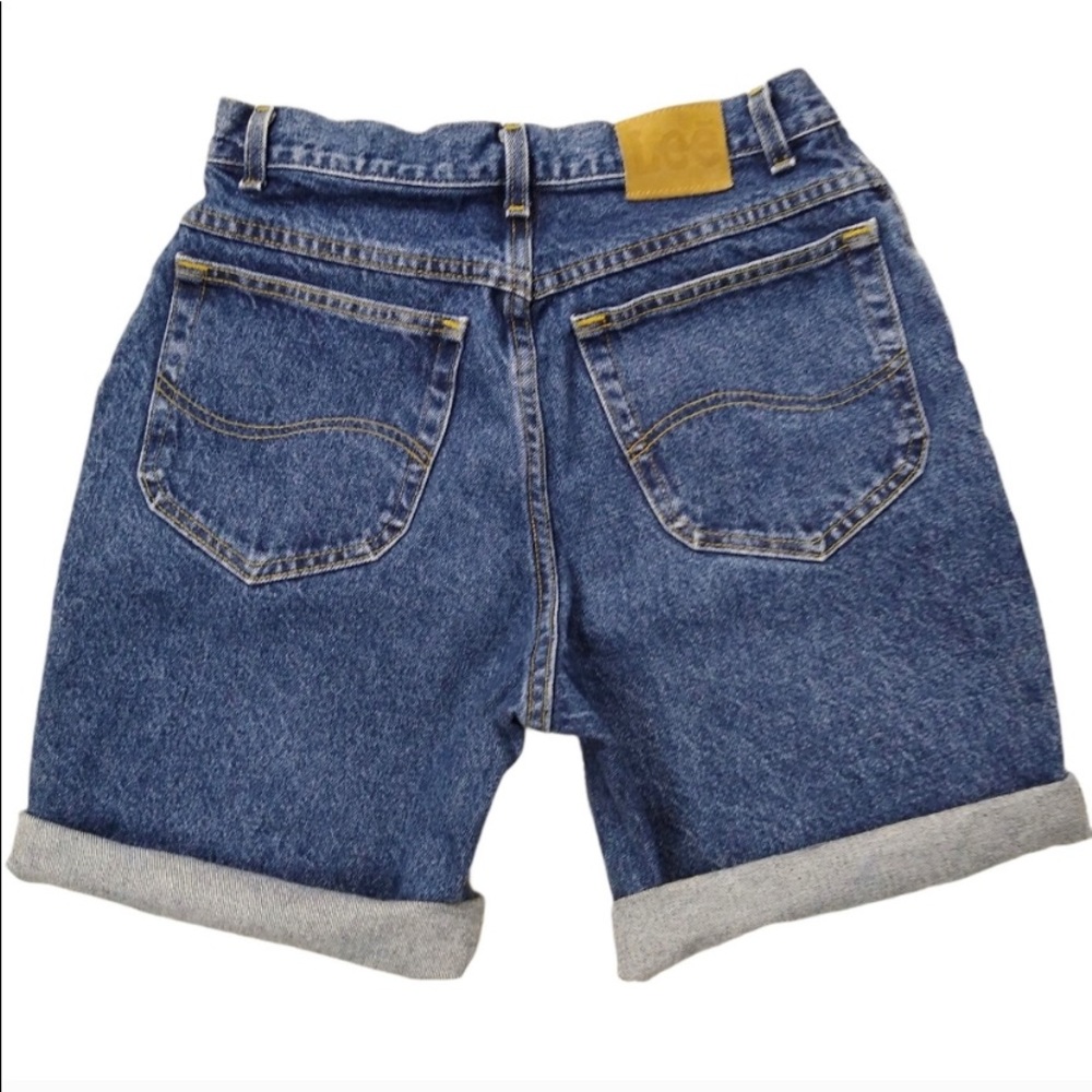 Vintage 90's Lee High Rise Mom Jean Shorts 26